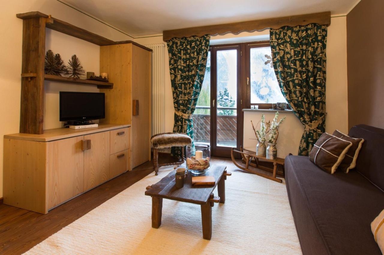 Pré-Saint-Didier Residence Cour Maison מראה חיצוני תמונה